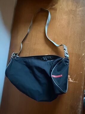 Black Men's Shoulder Bag - Lightweight Everyday Carry